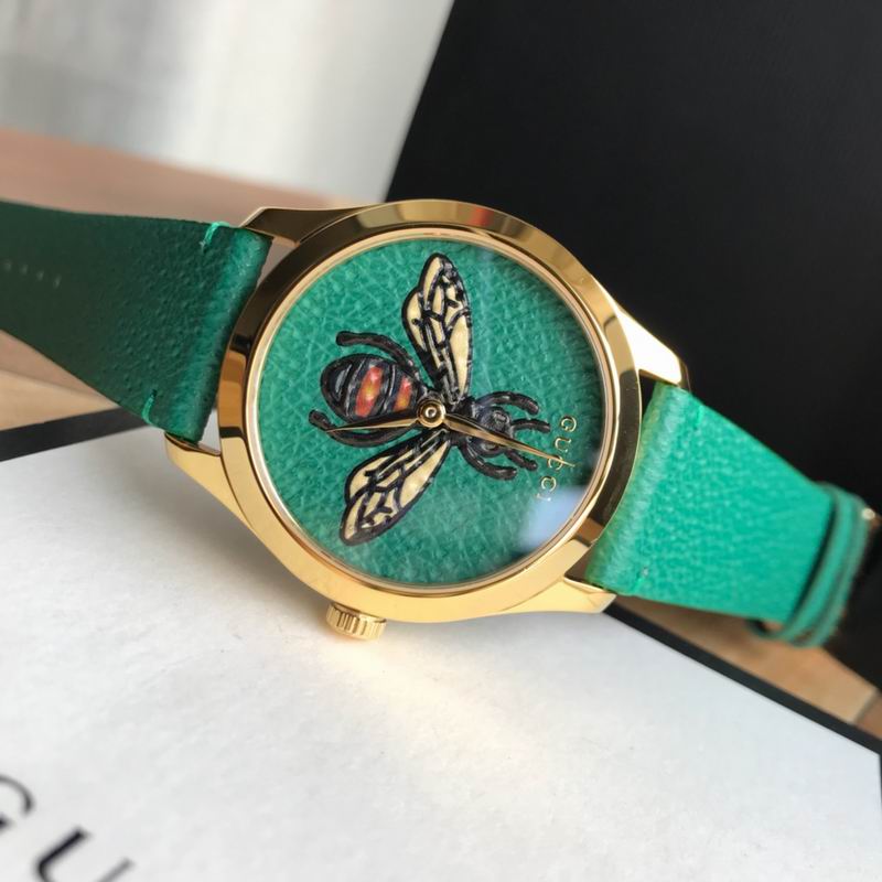 Gucci G Timeless Bee Green Dial Green Leather Strap Watch