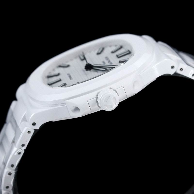 Patek Philippe Nautilus 5711/1A-018 40mm White Dial White Ceramic