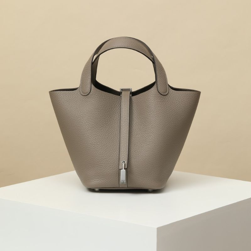 Hermes Taurillon Picotin Lock