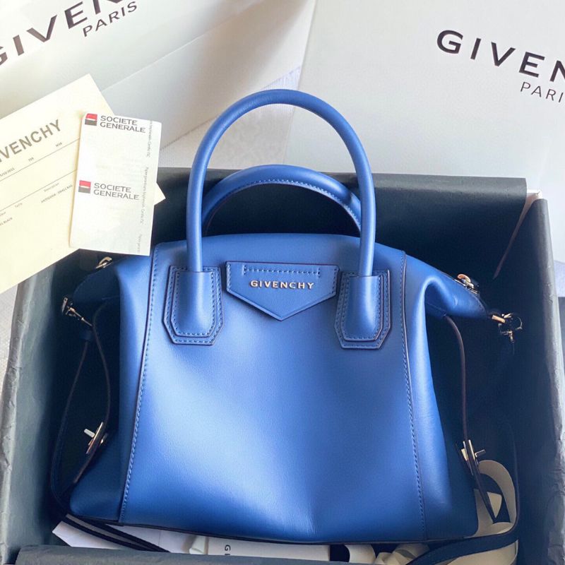 Givenchy Antigona Tote Bag