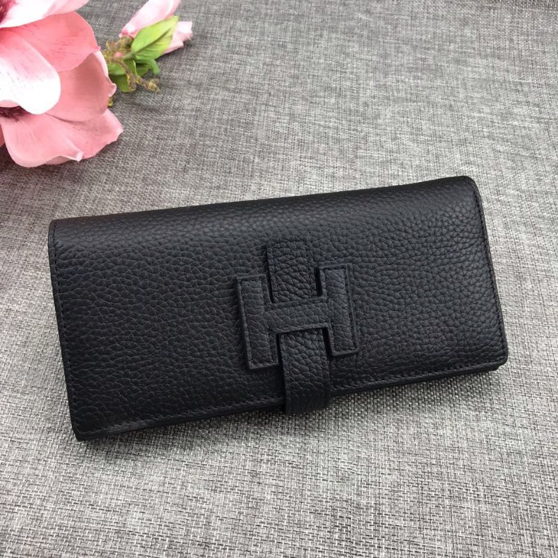 Hermes Bearn Card Holder Wallet